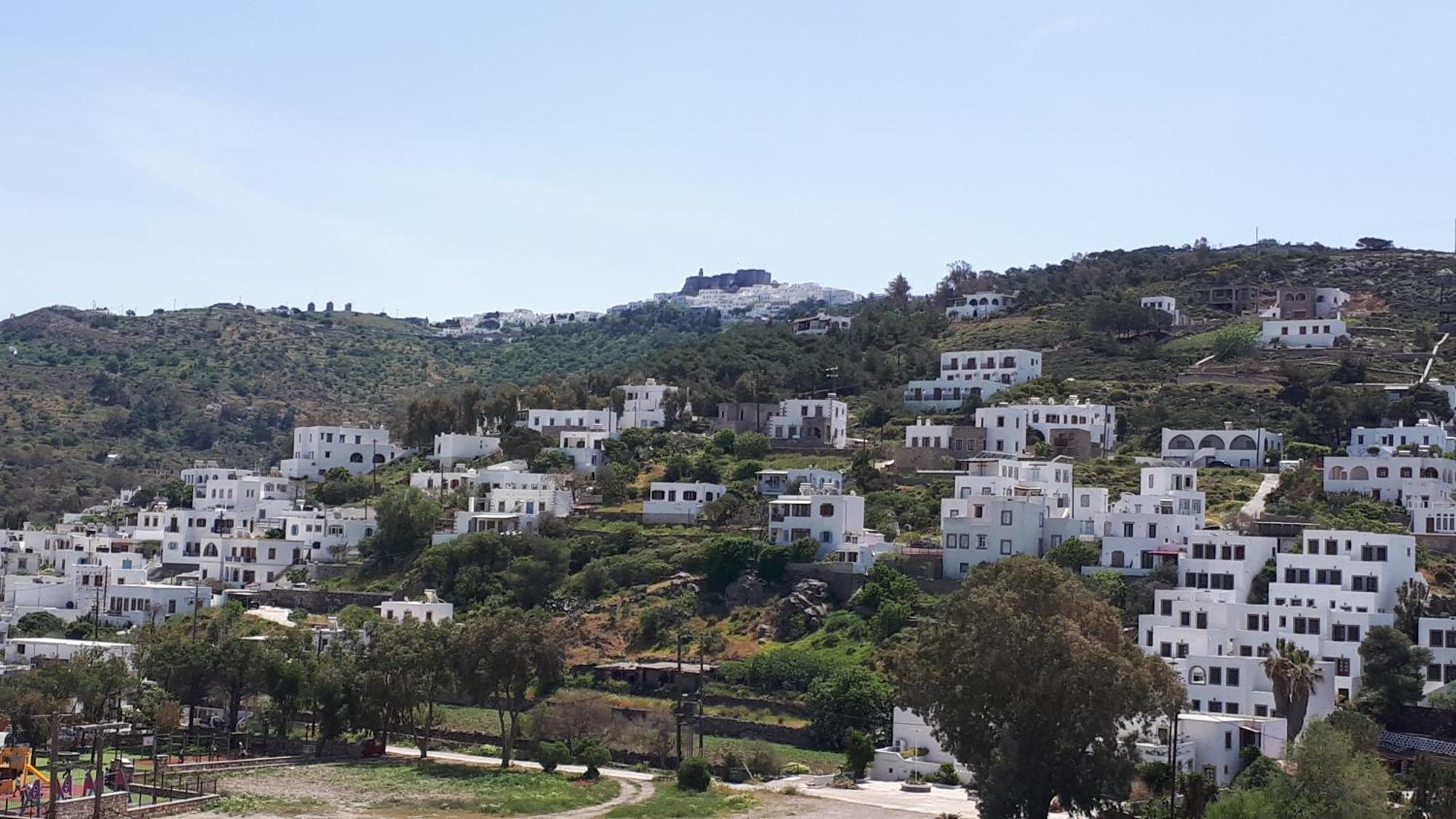 Yvonni Studios Skala  Luaran gambar