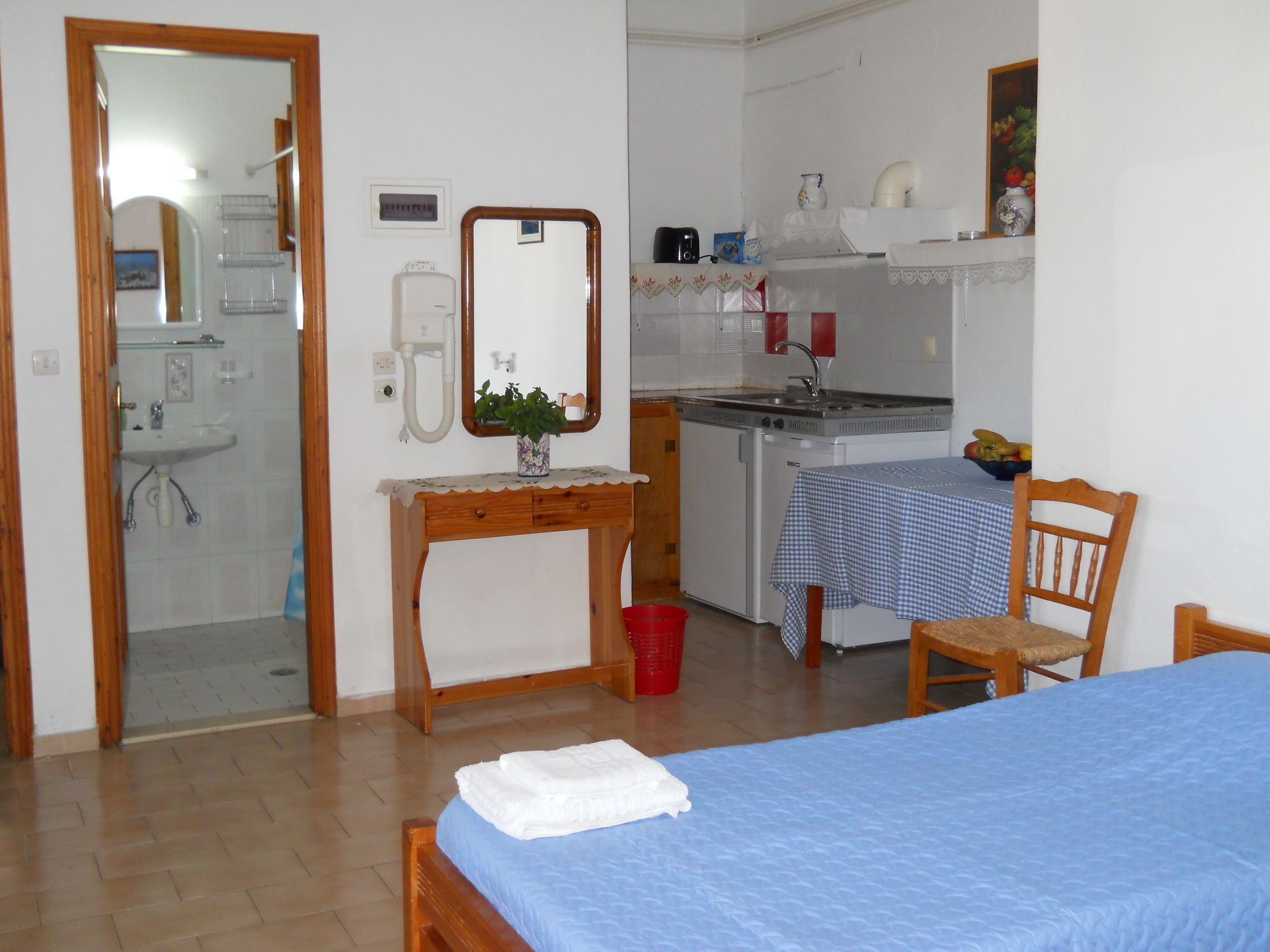 Yvonni Studios Skala  Luaran gambar